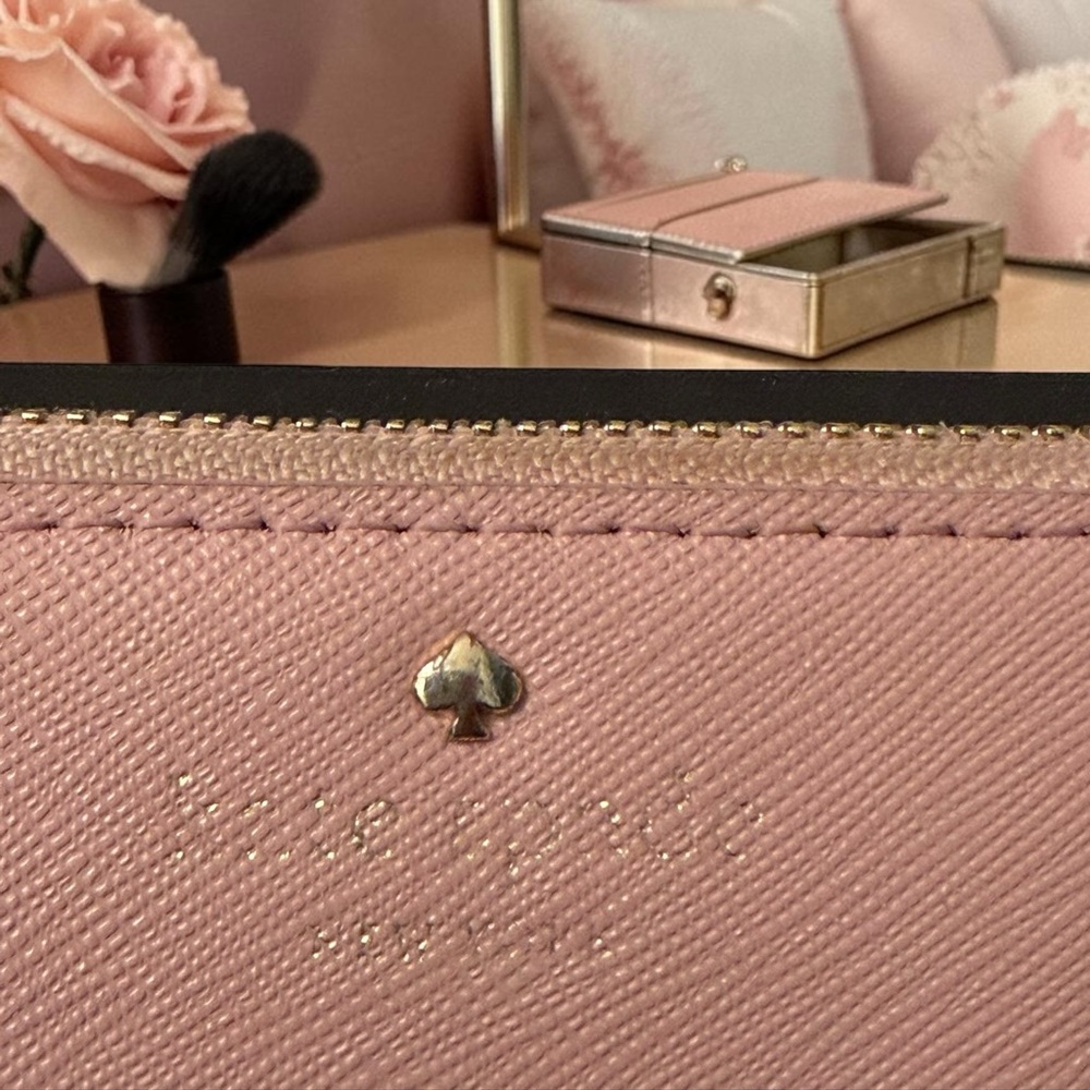 Kate Spade Novelty Storybook Pink Saffiano Leather Zip “Alphabet Series” Wallet - Picture 4 of 7